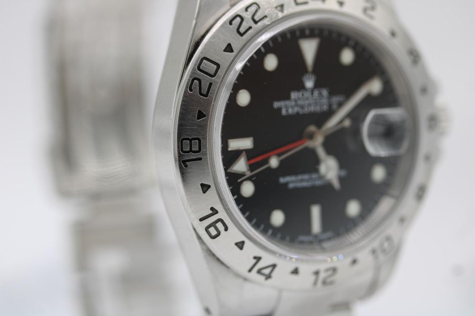 Rolex Explorer II 16570 Image 2